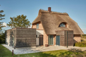 Reetdorf Geltinger Birk Atelierhaus Morgentau in Nieby